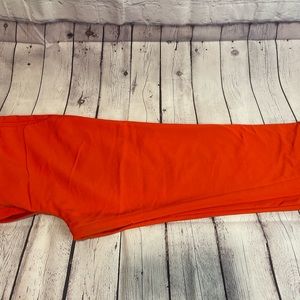 Express Mid Rise Full Length Pants. 12R. Red.